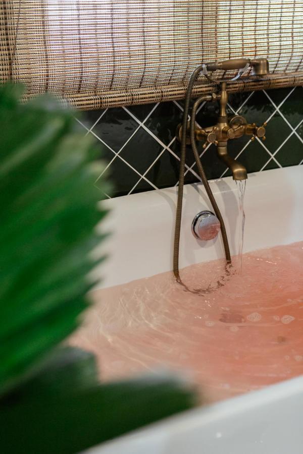 Eden Hotel Bangsean Ban Laem Thaen Esterno foto